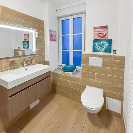 évasion Détente Avec Jacuzzi Sauna&billard