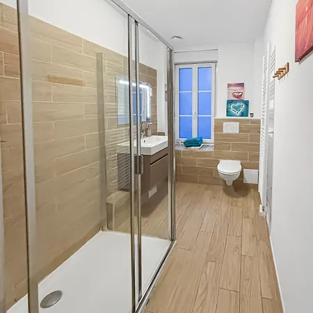 évasion Détente Avec Jacuzzi Sauna&billard Hébergement de vacances *